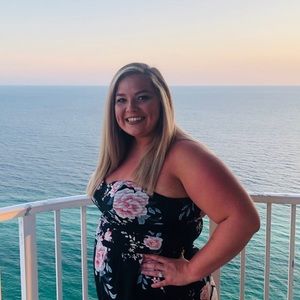 Meet your Posher, Marisa